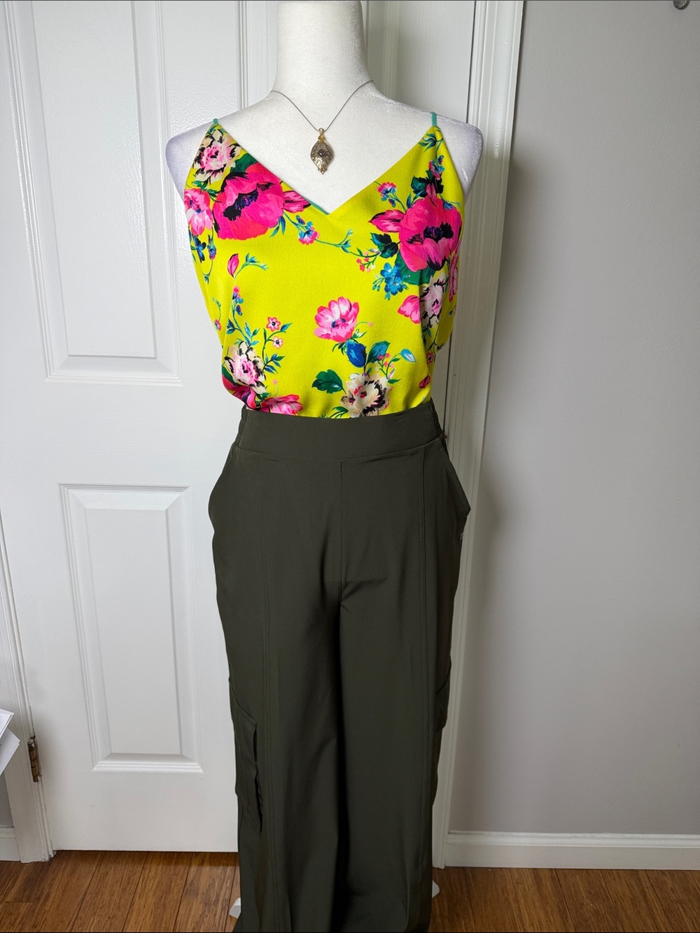 NWT - Fabletics Wide Leg Pants for Women